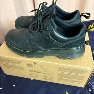 Dr. Martens Reeder Black leather shoes